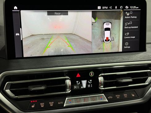 Certified 2025 BMW X4 xDrive30i w/ M Sport Package image 34