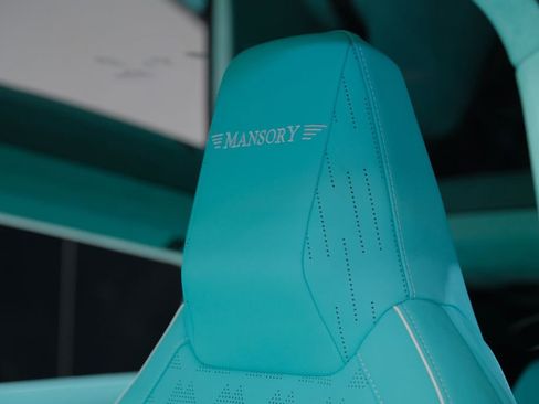 Used 2025 Tesla Cybertruck AWD Crew Cab image 29