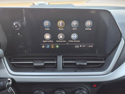 New 2026 Chevrolet Trax RS image 12