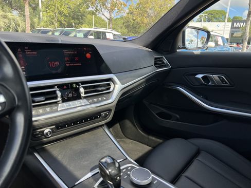 Used 2021 BMW 330i Sedan w/ Driving Assistance Package RWD image 30