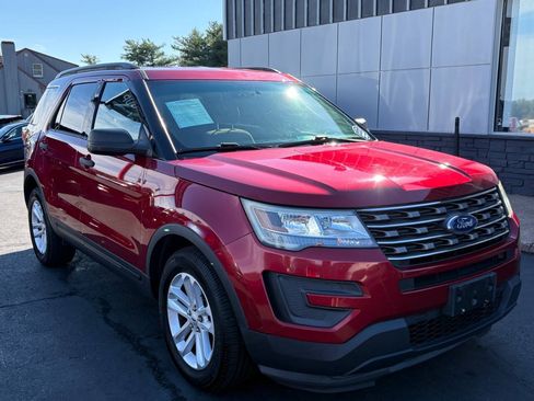 Used 2017 Ford Explorer FWD image 9