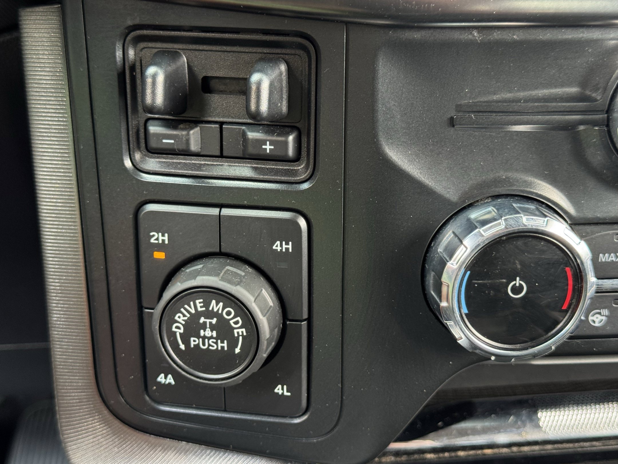 Used 2022 Ford F150 Platinum w/ Equipment Group 701A High AWD/4WD image 19