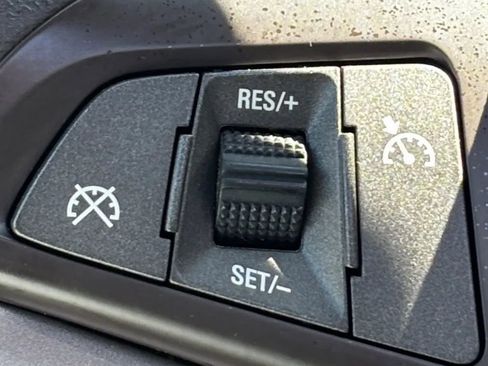 Used 2013 Chevrolet Malibu Eco w/ Power Convenience Package image 11