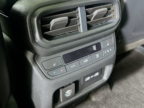Used 2023 Honda Pilot Elite image 33