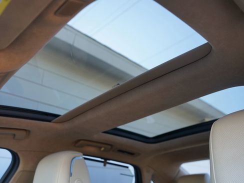 Used 2018 Cadillac CT6 Platinum image 18