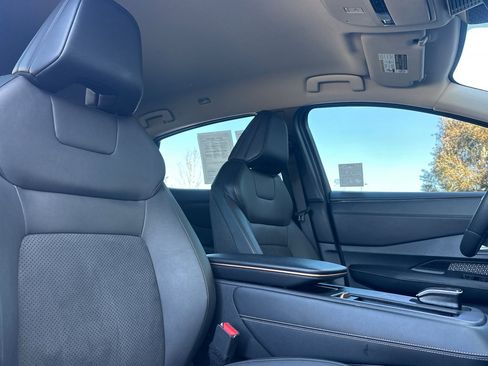 Certified 2024 Nissan Ariya ENGAGE image 19