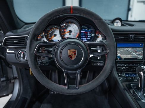 Used 2016 Porsche 911 GT3 RS RWD image 19