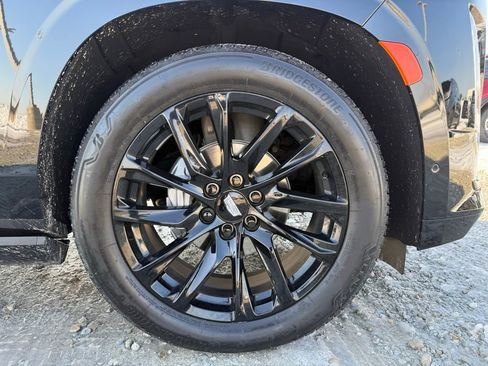 Certified 2024 Cadillac Escalade Sport Platinum w/ LPO, ONYX Package image 17