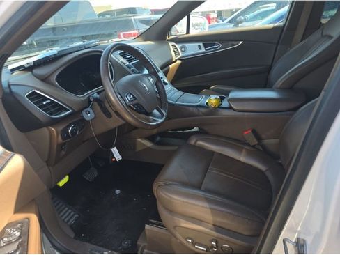 Used 2018 Lincoln MKX Reserve w/ Luxury Package image 10