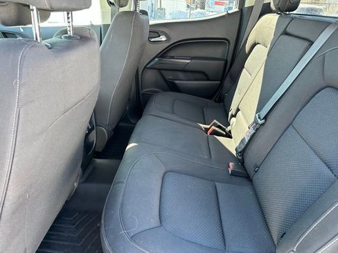 Used 2020 Chevrolet Colorado LT image 16
