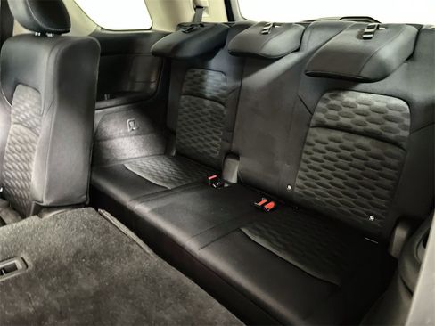 Certified 2022 Nissan Pathfinder SV image 24