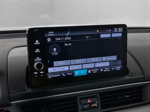 Used 2025 Honda Pilot Touring image 21