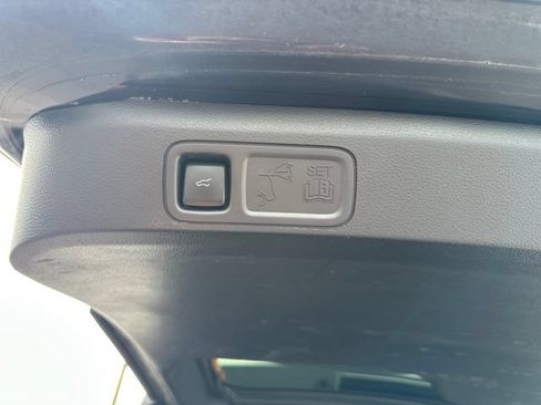Certified 2024 Ford Expedition Limited AWD/4WD image 18