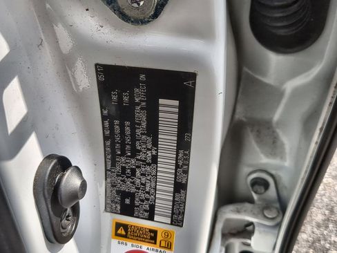 Used 2017 Toyota Highlander XLE image 33