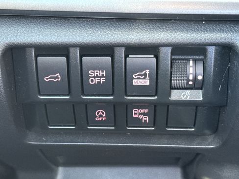 Used 2021 Subaru Forester Premium image 22