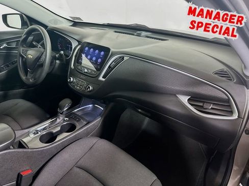 Used 2024 Chevrolet Malibu LT image 29