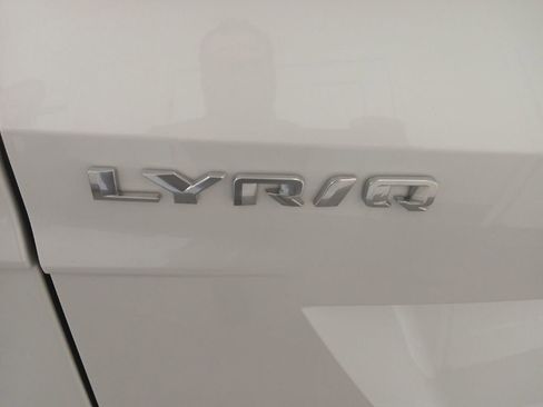 Certified 2024 Cadillac Lyriq Luxury AWD/4WD image 27