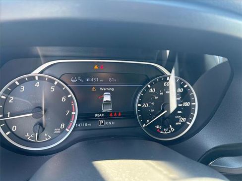 Used 2024 Nissan Titan SV w/ SV Convenience Package image 19