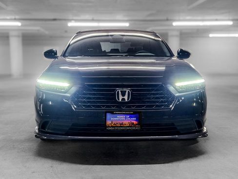 Used 2023 Honda Accord Sport image 11