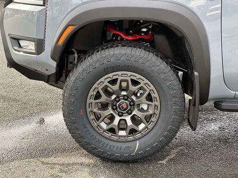 New 2026 Nissan Frontier PRO-4X w/ Pro-4x Convenience Package image 8