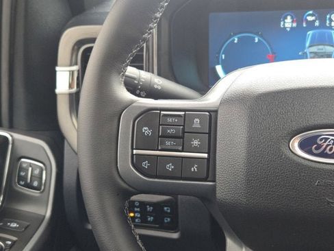 Used 2025 Ford F250 Lariat w/ Lariat Ultimate Package image 28