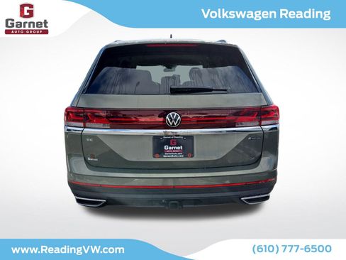 New 2026 Volkswagen Atlas SE image 4
