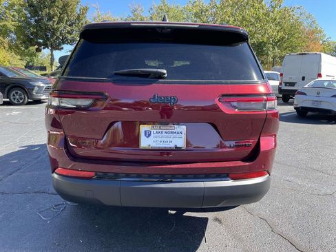 New 2025 Jeep Grand Cherokee L Limited AWD/4WD image 8