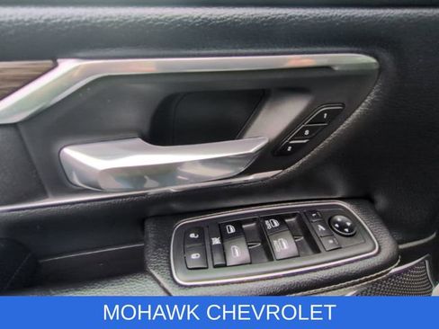 Used 2019 RAM 1500 Laramie image 24