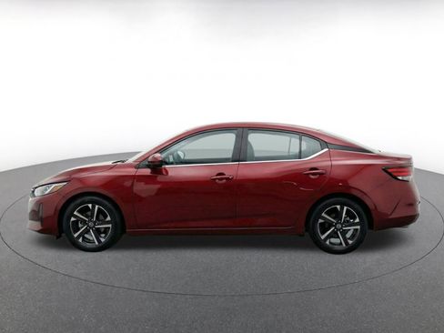 Used 2025 Nissan Sentra SV FWD image 4