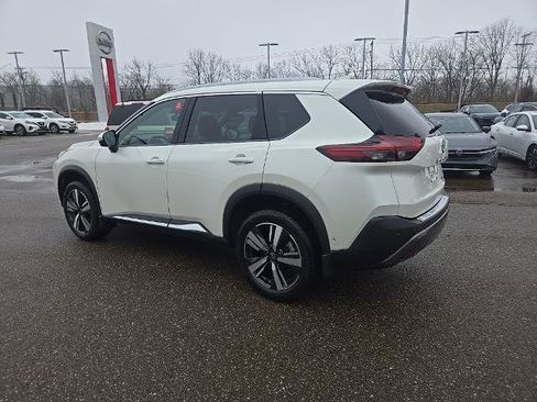 Certified 2023 Nissan Rogue SL w/ SL Premium Package image 5