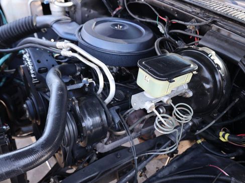 Used 1988 GMC Jimmy 4WD image 40