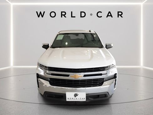 Used 2021 Chevrolet Silverado 1500 LT image 2