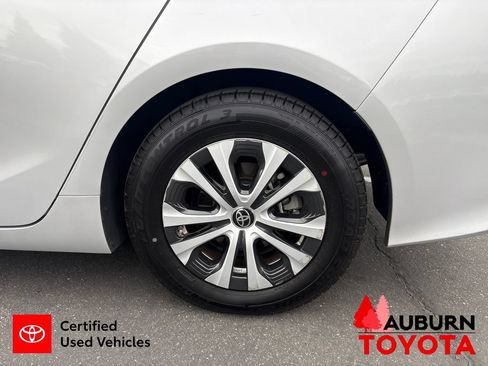 Certified 2020 Toyota Prius Prime LE FWD image 11
