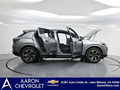 Used 2025 Chevrolet Equinox EV LT w/ Convenience Package