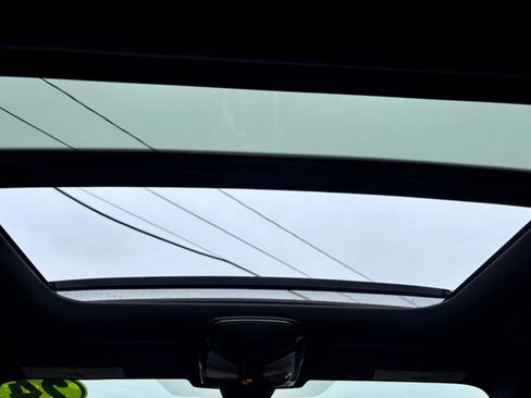 Used 2024 BMW M340i xDrive w/ Premium Package image 25