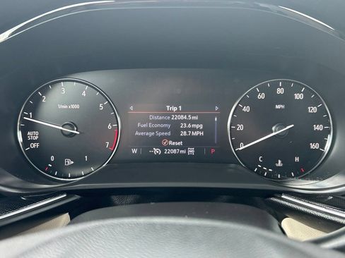 Certified 2023 Buick Envision Preferred AWD/4WD image 13