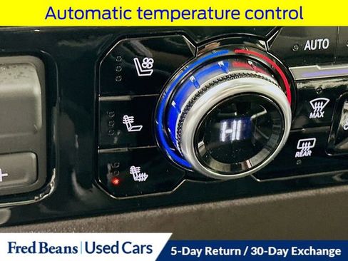 Used 2026 GMC Sierra 1500 SLT w/ SLT Premium Package image 25