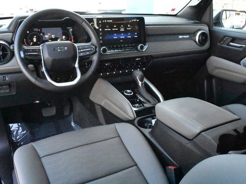 Certified 2026 Chevrolet Colorado ZR2 w/ Technology Package image 23