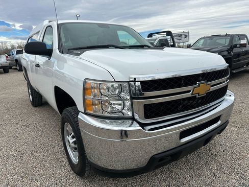 Used 2013 Chevrolet Silverado 2500 W/T image 2