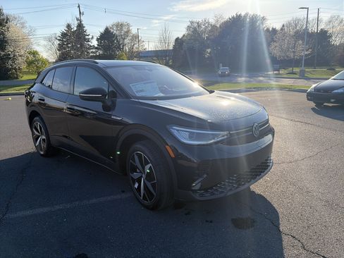 New 2025 Volkswagen ID.4 Pro S AWD/4WD image 3