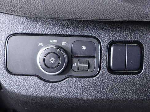 Used 2019 Mercedes-Benz Sprinter 170 image 10