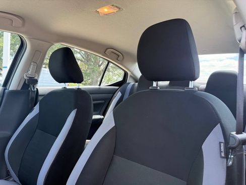 Used 2025 Nissan Versa S FWD image 11