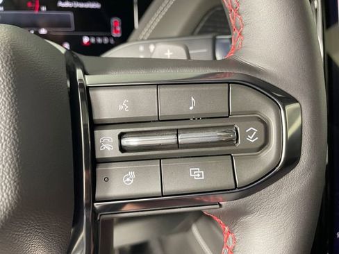 New 2026 GMC Yukon XL AT4 Ultimate AWD/4WD image 7