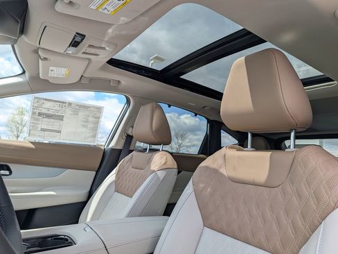 New 2026 Nissan Murano Platinum w/ Cargo Package AWD/4WD image 6