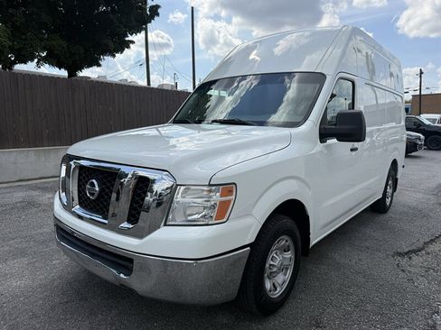 Used 2013 Nissan NV 2500 SV RWD image 32