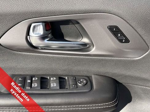 New 2026 Chrysler Pacifica Select image 20