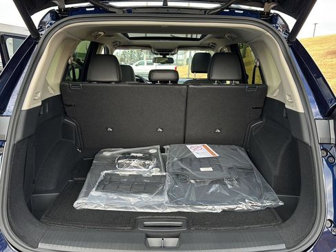 New 2026 Nissan Rogue Platinum w/ Platinum Premium Package AWD/4WD image 30