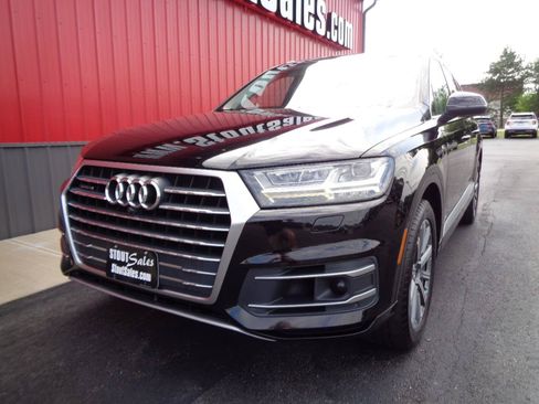 Used 2018 Audi Q7 3.0T Premium Plus w/ Premium Plus Package AWD/4WD image 13