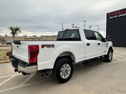 Used 2022 Ford F250 XLT w/ FX4 Off-Road Package image 5