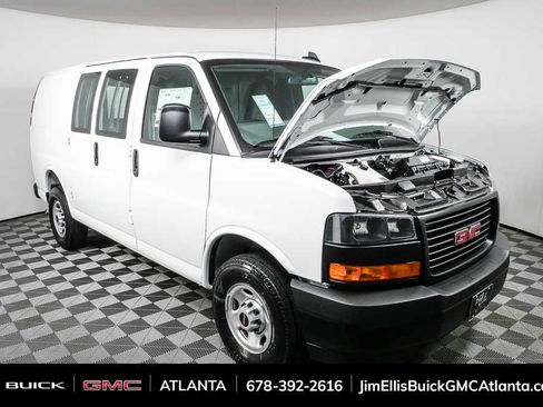 New 2025 GMC Savana 2500 w/ Driver Convenience Package image 27